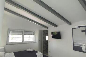 צימר Lume Lauras