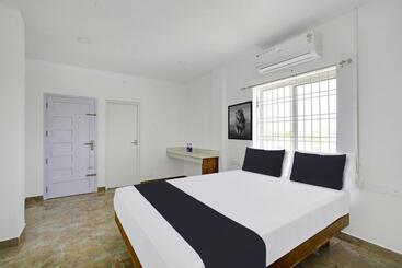 Hotel Oyo Quilon Residency