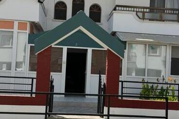 پانسیون Green Island