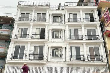 Shelter Inn Executive Apartments In Murree