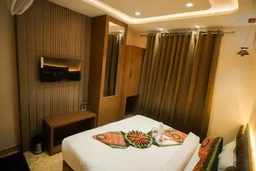 هتل Ammison Inn & Suites