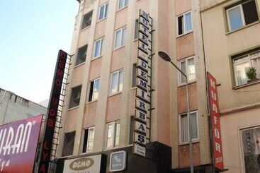 酒店 Demirbas