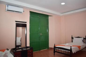 پانسیون Hostal La Momposina