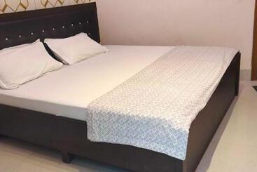 펜션 O Home Shree Narayana Homestay