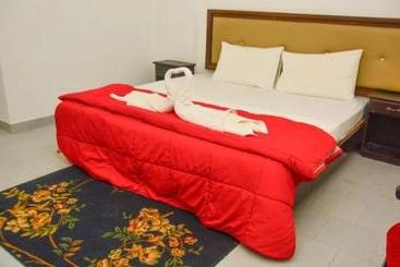 펜션 The Cinnamon Villa By Kings Bay