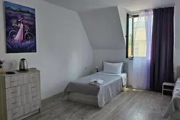 Pensione Guest Room 5 Zdrave