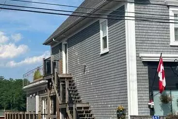 Hostel Ships Inn