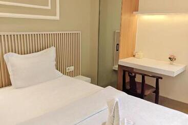 هتل Syariah Al Fath Jambi