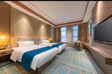 Poltton International Apartment Hotel   Yangjiang Donghui Plaza