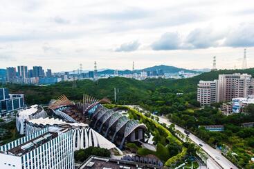 Wesu微宿时尚公寓（深圳龙华大浪时尚大浪小镇店）