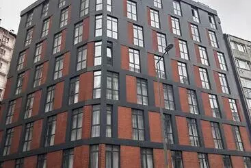 هتل آپارتمان Bird Nest Suites