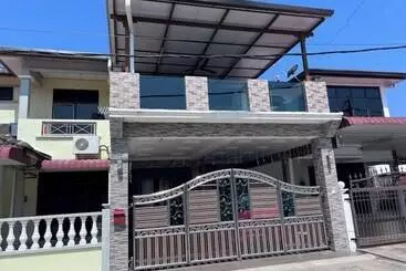 Majatalo Oyo Homes 90982 Hifi Rooms