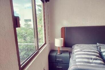 Bed and Breakfast Casa Noriux En Gdl