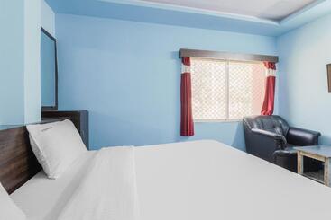 Oyo Hotel Prudhvi Devi