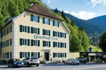 Hostel Gasthof Post