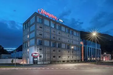 ホテル Hampton By Hilton Locarno