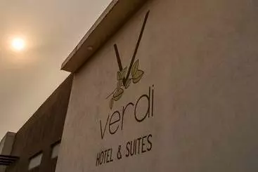 ホテル Verdi