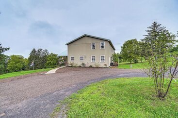 Quinta ou Casa Rural Seneca Lake Retreat W/ Deck   Walk To Wineries!