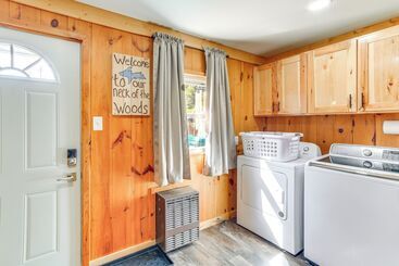 Vidéki Ház All Season Seney Home W/ Private Yard & Fire Pit!