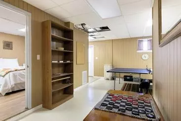 Mökkimajoitus Ash Vale By Avantstay Spacious Deck W/ Views, Ping Pong Table