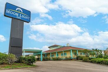 هتل Moonlight Inn
