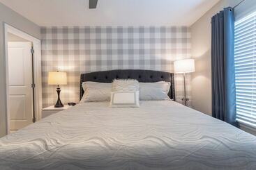 茅舍 Luxury Vacation Home With Splash Pool/bbq 03