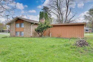 Hus på landet Pet Friendly Rockford Home Near Skiing & Hiking!