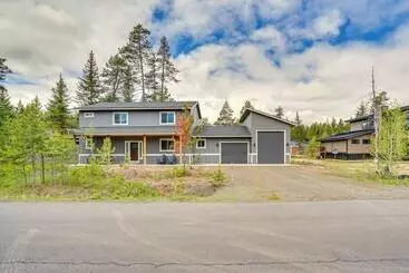 コテージ Spacious Donnelly Family Home W/ Private Hot Tub!