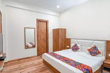 Fabhotel Sirtaj Suits