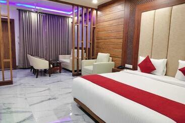 فندق Prime Beach Resort Mandarmani