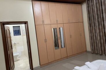 پانسیون M Safari Club