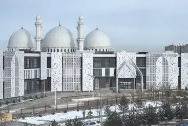 هتل Shymkent Park