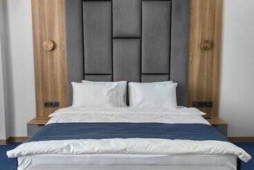 هتل Shymkent Park