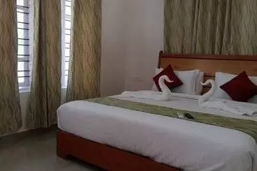 Lomakeskus Whispering Woods By Rai Hospitalities