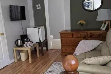 Bear & Butterfly Bed And Breakfast