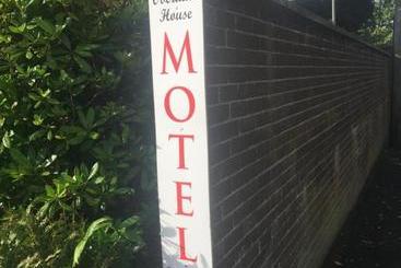 Overdale Motel