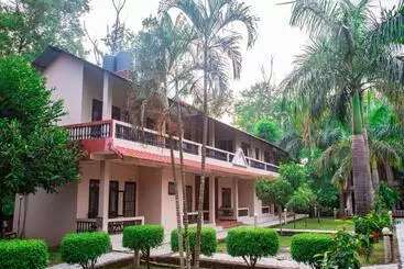Chitwan Riverside Resort