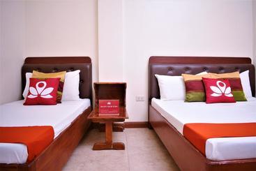בית מלון כפרי Zen Rooms Jilian Tourist Inn Palawan