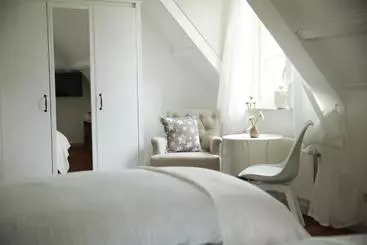 Picabella   B&b En Atelier