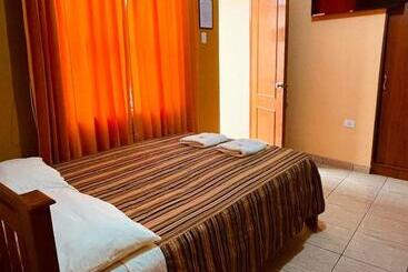 호텔 Hostal El Pillkay