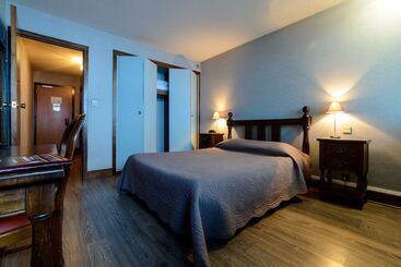 هتل Hôtel Le Pourteilh