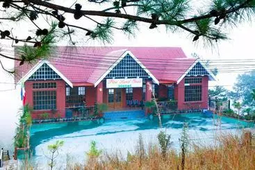 Hotel Pine Land Oasis