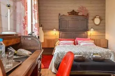 تختخواب و صبحانه La Maison Bizienne Guérande