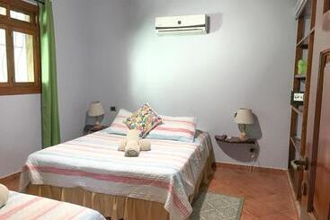 Hotelli Villas Verdes