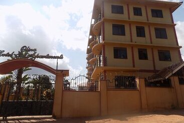 Olina Hotel And Apartments Kampala