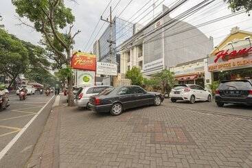 Reddoorz Hostel @ Pondok Backpacker Malang