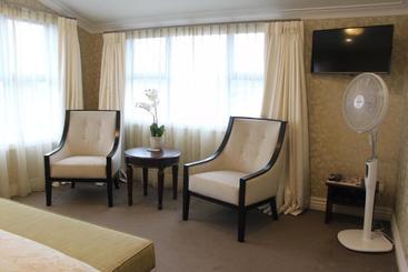 تختخواب و صبحانه Casa Aquila