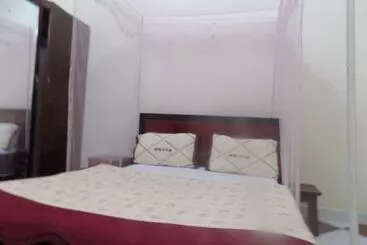 Hotel B Plus