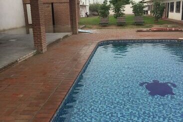 Las Flores Hotel Y Cabañas