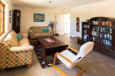 مبيت وإفطار Hout Bay Lodge